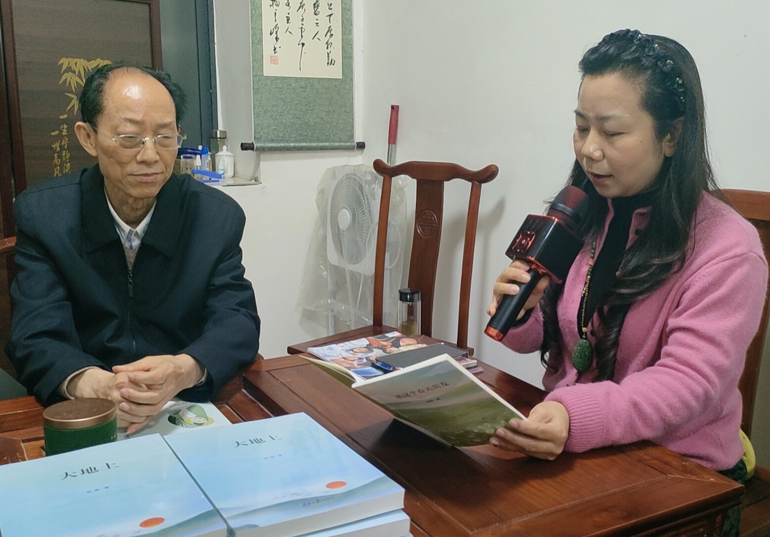 书香润谷城 文心启新程  谷城劝学图书馆举办“谷城作家作品分享会”