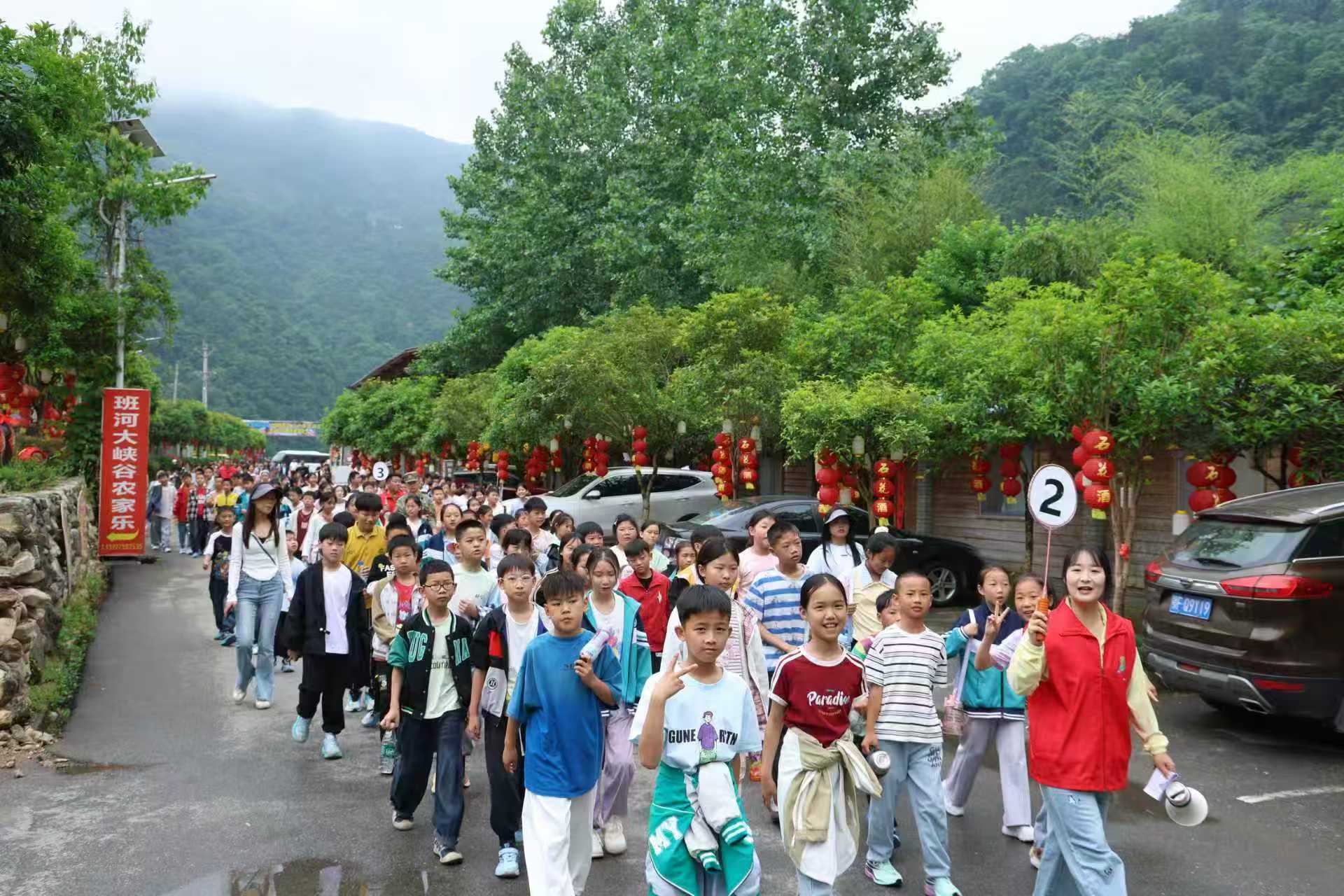 谷城县班河大峡谷景区拟建非遗文化街  赋能文旅融合高质量发展
