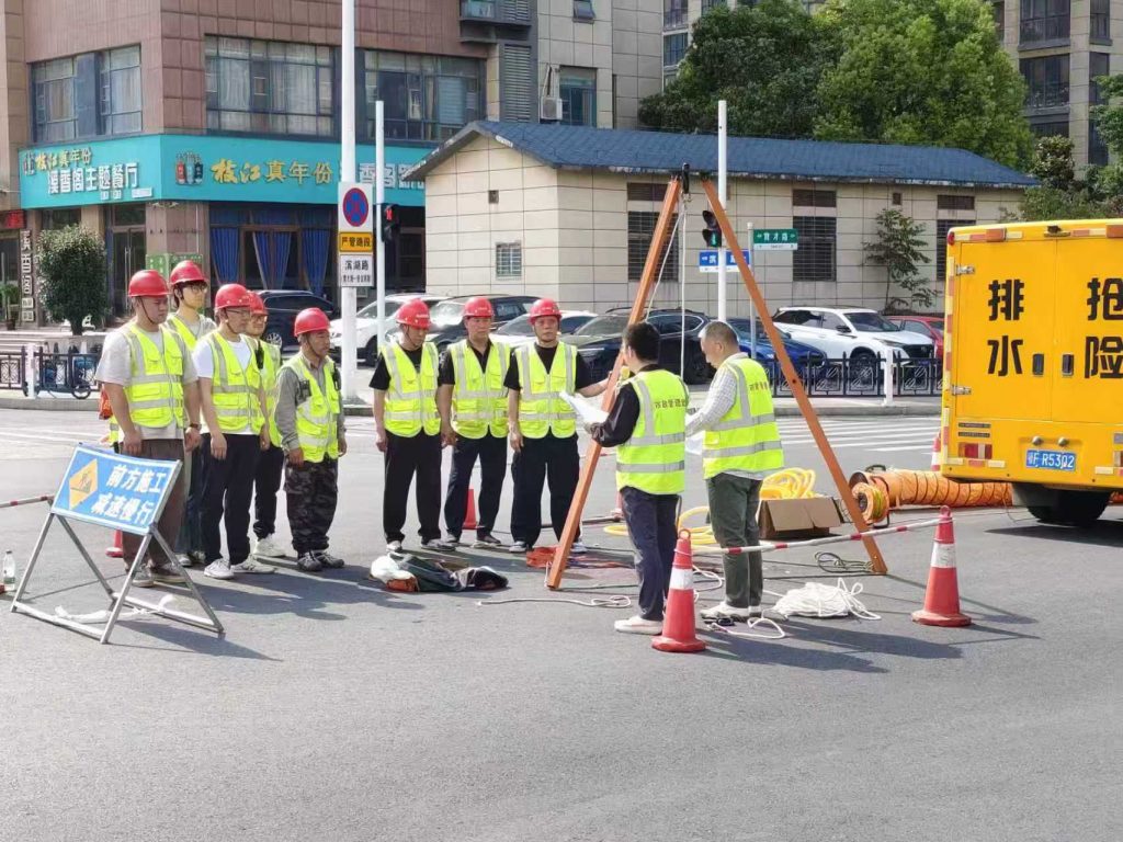 襄阳市政:精管有限空间 保障无限安全 襄阳市政:精管有限空间 保障无限安全