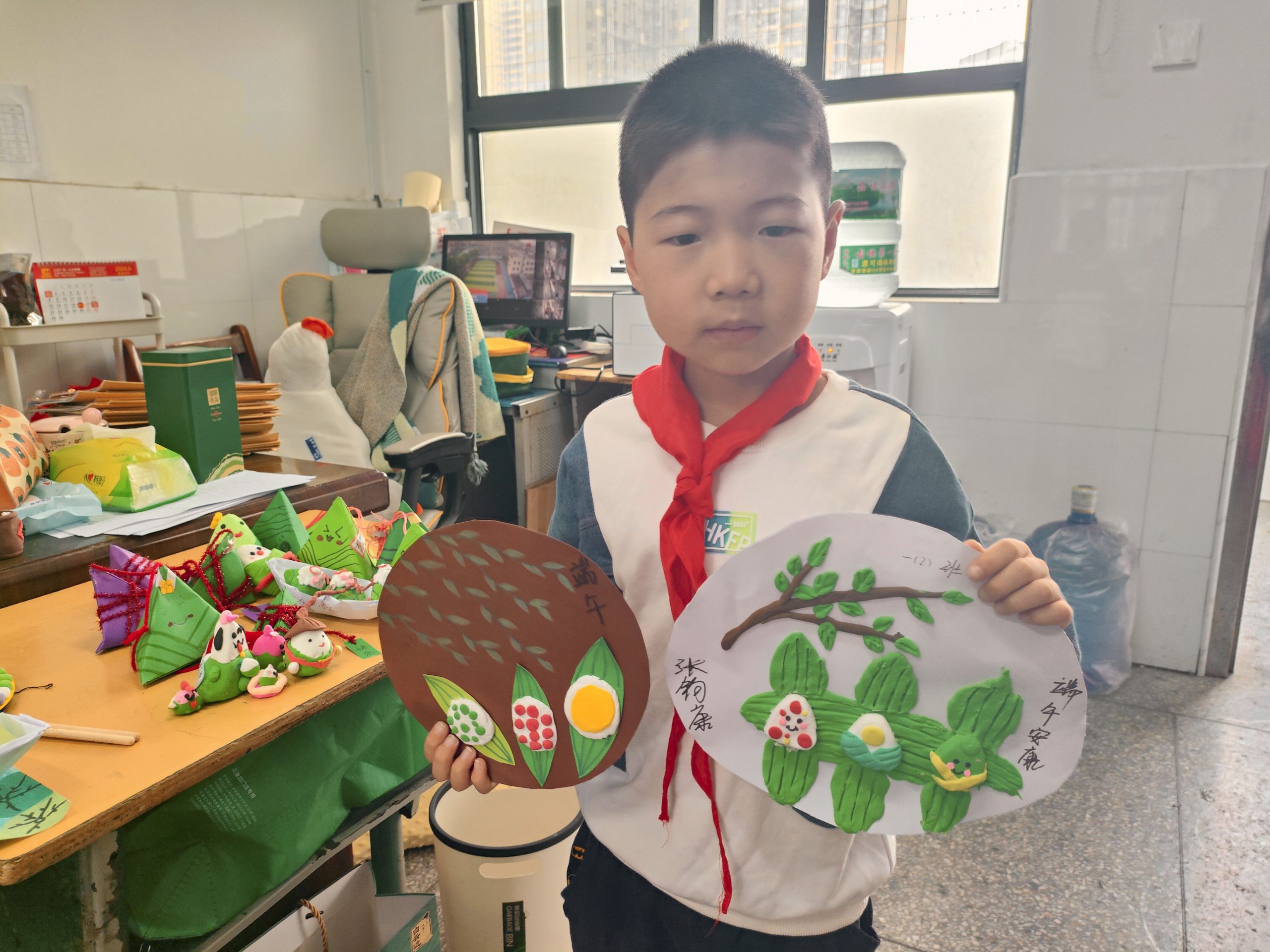 谷城县粉阳路小学教联体中华路校区:粽叶飘香润童心 分层实践庆端午 谷城县粉阳路小学教联体中华路校区:粽叶飘香润童心 分层实践庆端午