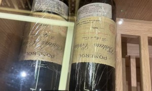 江苏资质齐全的实木酒架制造厂家挑选全攻略