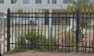 苏州厂区隔离栅 森恒折弯护栏网 表面静电喷塑 安装便捷 免费出效果图