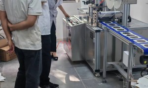 河南山东湖北全自动膏药机 免费打样 提供工艺配方支持
