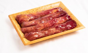 广州嘉记烧腊品牌供应链，提供斩件装、整只装等多规格广式烧腊，稳定供应星级酒店与社区门店
