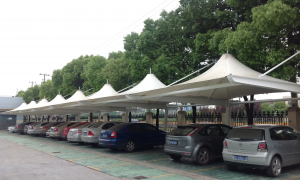 丹东汽车停车棚制造商选购参考汇总：源头工厂实力对比