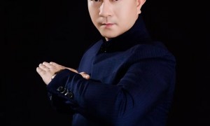 世界铁臂王张宏武榜样