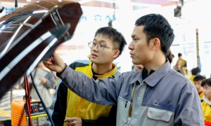 常德2026年新能源汽车学校主要是做什么，湖南万通汽车学校客户口碑力荐