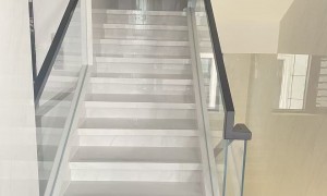 安溪能隔音的卧室岩板全屋定制找哪家？万石瓷砖岩板正规源头厂家