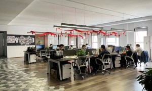 杭州不锈钢家具定制源头工厂，莫戈金属用料扎实广受好评