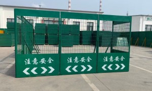 八达围挡批发 沈阳工地用PVC围挡 轻便易拆装 适合短期工程周转使用