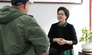 我想找遗产继承律师推荐几个资深的，实力参考