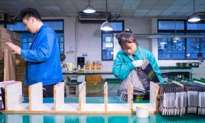 2026年水晶摆台供应商推荐：正规源头的生产厂家实力分析