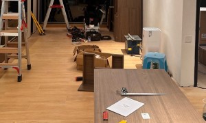 木纹砖哪个品牌好？虎豹木纹陶瓷750x1500mm柔光款，连纹拼接工艺，地级市工程批量供货