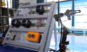 咸阳零基础学PLC技术选哪个学校好，2026年用户力荐