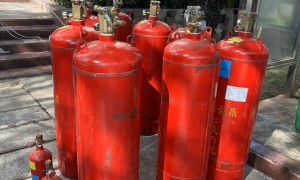 七氟丙烷气体灭火设备厂家 双瓶组管网式安装 变电站配电房适用方案