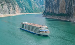 重庆去长江三峡坐游轮选哪家订票？省心不踩坑的服务商选择指南