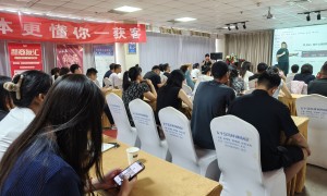 全国公认的讲GEOAI精准获客的老师多少钱？