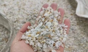 重庆荣顺矿产品：立体石英砂厂家、高纯石英砂供应商、天然石英砂材料靠谱商家测评排名