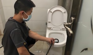 太阳能下水管道堵了推荐专业疏通公司：高压冲洗疏通方案