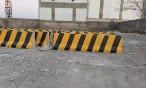 高速改扩建防撞水泥墩定制厂家 混凝土防撞墙规格齐全 支持来图加工