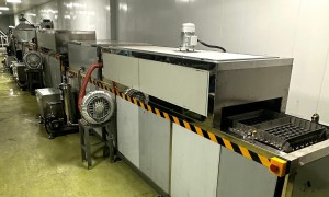 工业清洗线配套超声波振板厂家推荐：郑州亨亚提供非标尺寸定制服务