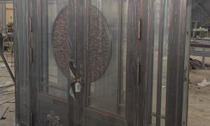 找做不锈钢镀铜门的厂家推荐哪几家？任丘华钢自产自销，品质有保障