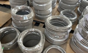 上海及周边铁氟龙软管批发：耐强酸强碱聚四氟乙烯软管，按米裁切与OEM定制服务