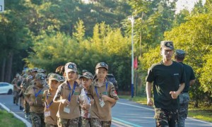青少年军训夏令营（常州站）：韩信点兵7天体验营，赠送家长成长手册