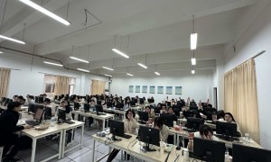 2026年南京职教高考借读正规中心实力参考