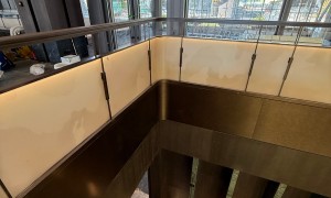 青海金属水幕定制厂家怎么选，数字水幕整墙式生产厂商行业现状与正规商家选择指南