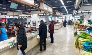 大农贸市场服务商哪家值得选，行业现状与选择指南