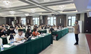 慧勤科技搜索推荐系统定制，覆盖零售、金融、医疗等适用对象，具备数据安全与快速响应双重服务保障