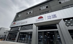 赣州汽车窗膜贴膜门店合作实力参考：龙膜梦享车库行业现状与选择指南