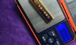 黄金回收当面称重的店有吗？收黄金不扣损耗的店推荐，乌鲁木齐本地靠谱服务机构