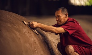 泸州金婚纪念定制酒厂家推荐，哪家靠谱又省心