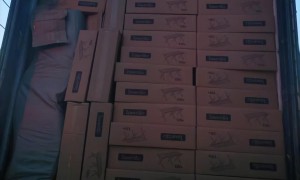 石家庄周边铝合金野营桌加工厂，轻量化折叠结构适用户外露营场景