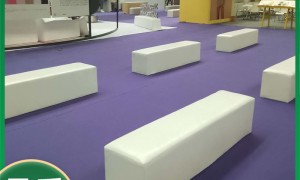 华南办展会租面包凳货源足选广州鹏创会展租赁 合作实力参考
