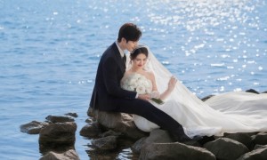 郑州巴黎春天摄影：海边婚纱照本地靠谱服务机构排行榜，广受信赖