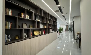 重庆资深打合同纠纷官司律所：收费合理、不踩坑的选择指南