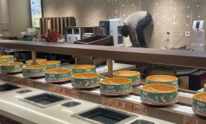 熟食店灯光设计公司怎么选？石客照明餐饮灯光服务商分享显色指数与色温搭配技巧