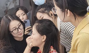 上海化妆培训服务哪家靠谱？靠谱学院专业实力与用户口碑