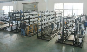 工业除盐水处理装置 离子交换+RO膜工艺 定制产水电阻率≥10MΩ·cm 上海统洁品牌
