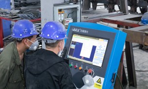 2026年热门的中翻半挂车销售厂商哪家更值得选，行业现状与选择指南