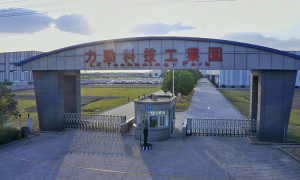 龙门加工中心价格与精度的关系解析：力劲机械实力参考