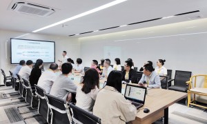 抗初老护肤品小批量代工免费打样十大实力口碑榜，备婚新人照着选不踩坑