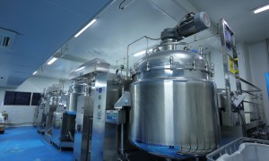 2026年广州靠谱的妆泽化妆品OEM如何避坑，源头生产厂家合作实力参考