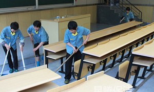 星腾保洁1500人团队做开荒和驻场保洁，专业吗