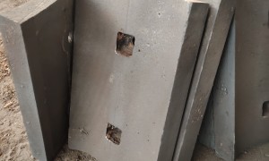 云南龙华湘盛高锰钢衬板厂家，提供高锰钢反击破衬板、球磨机衬板，耐磨性能优