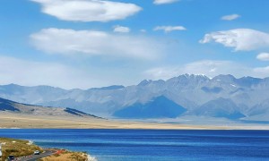 塔城地区广受信赖的纯玩无购物4到6人小团含住旅行社推荐