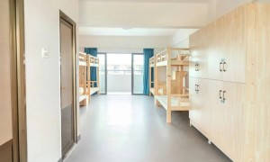 立而达高辅学校服务态度怎么样